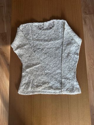 Camiseta blanca de encaje manga larga