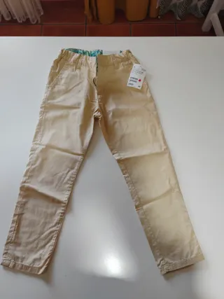 Pantalones beige 4/5 años