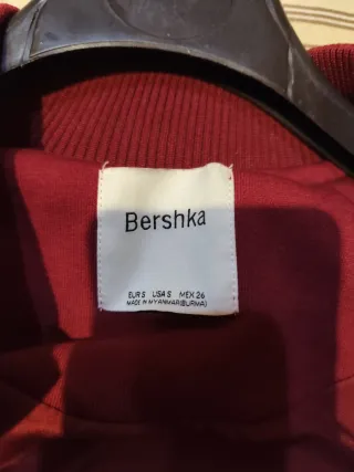 Chaqueta Bershka Botones
