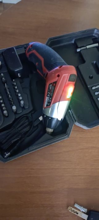 Atornillador taladro,