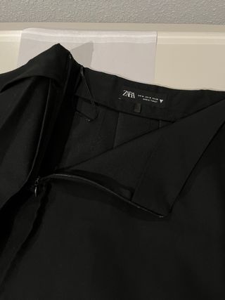 Falda mini de tablas negra