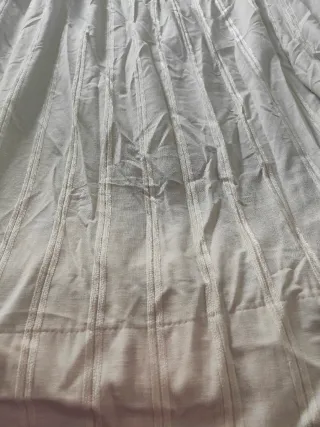 Cortinas caídas beige