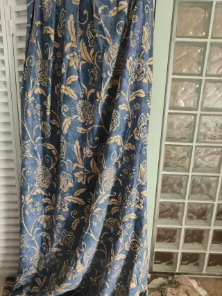 Cortinas caídas beige