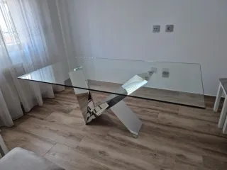 Mesa comedor cristal y metal