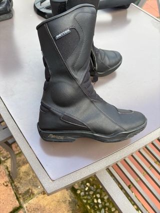 Botas marca Forma Talla 40