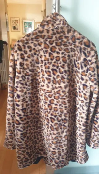 Pelliccia ecologica leopardata