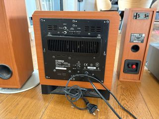 Home cinema 5.1 Yamaha madera