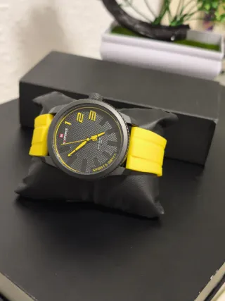 Reloj Naviforce Negro y Amarillo
