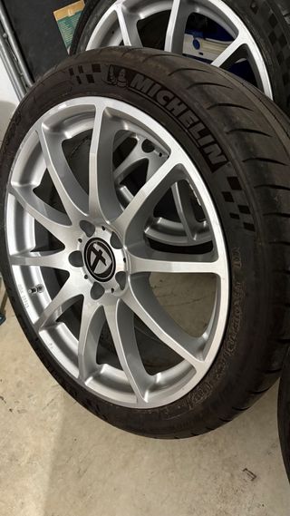 Llantas Tomason 8x18 con Michelin Pilot Sport Cup