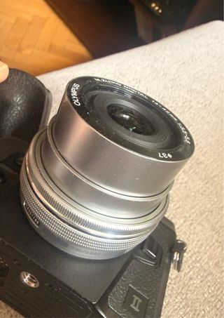 Objetivo pancake Olympus 14-42