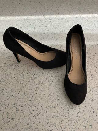 Zapatos Mary Paz Talla 38 Negros