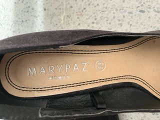 Zapatos Mary Paz Talla 38 Negros