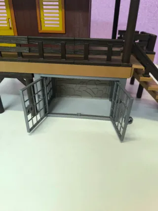 Playmobil Casa Safari con Celdas