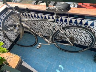 Bicicleta de carretera Mendiz