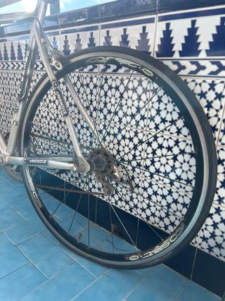 Bicicleta de carretera Mendiz