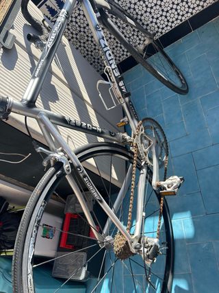 Bicicleta de carretera Mendiz