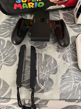 Nintendo Switch OLED Blanca y Negra