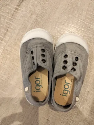 Zapatillas Igor Gris Talla 21