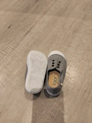 Zapatillas Igor Gris Talla 21