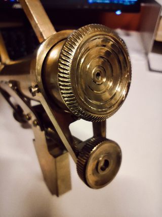 Nivel Antiguo Latón