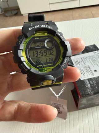 Casio G-Shock GBD 800-8ER Negro/Verde