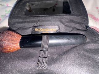 Yves Saint Laurent Neceser Negro with brush