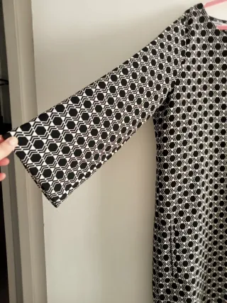 Vestido Mango Midi Negro Blanco Talla XS.