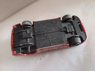 burago 1/43 porsche 924 turbo