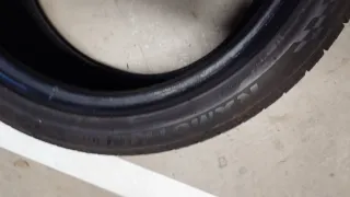 Neumático 215/45ZR17 91W