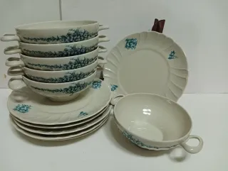 JUEGO DE TAZAS Y PLATOS