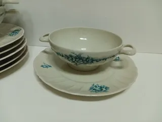 JUEGO DE TAZAS Y PLATOS