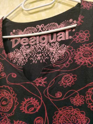 Camisola Desigual Negra y Roja