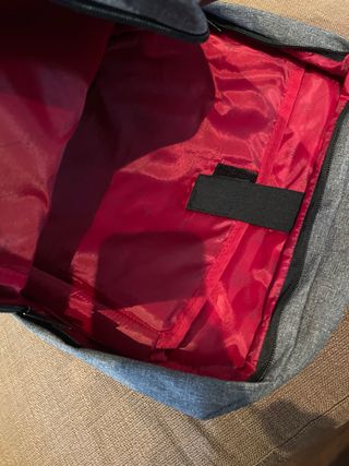 Mochila FC Barcelona Gris detalles de cuero marrón