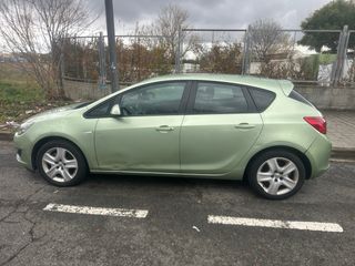 Opel Astra J – Año 2013