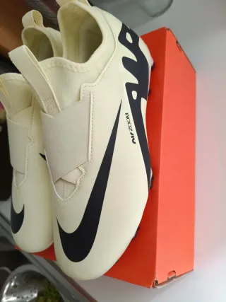 Botas de fútbol Nike