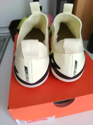 Botas de fútbol Nike