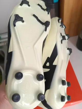 Botas de fútbol Nike