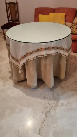 Mesa camilla completa beige y blanca