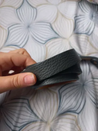 Cintura V Logo Oro Nero