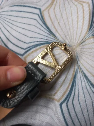 Cintura V Logo Oro Nero