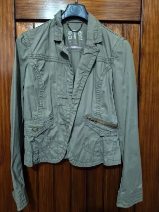 Chaqueta verde militar