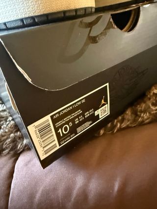 Zapatillas Air Jordan Talla 44.5 Beige/Blanco