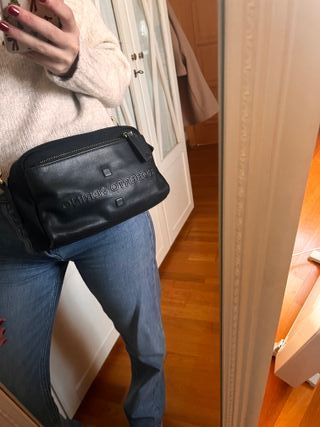 Bolso Negro  Piel Roberto Verino