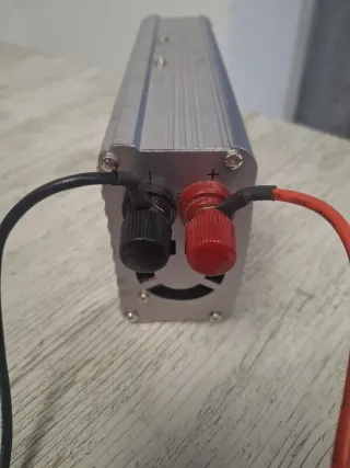 Inversor 1500 w DC 12V to AC 230V