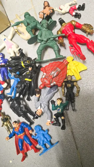Lote de Figuras Superheroes PVC