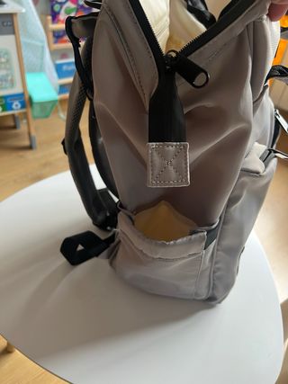 Mochila Pañalera quindu Gris y Negra