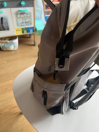 Mochila Pañalera quindu Gris y Negra