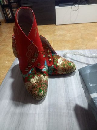 Zapatos fallera t-39