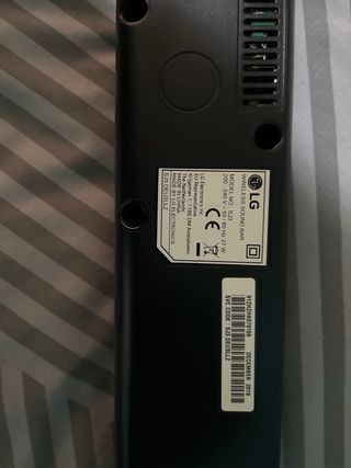 Barra de Sonido LG SJ3 con Subwoofer