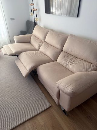Sofá de tela beige 3 plazas